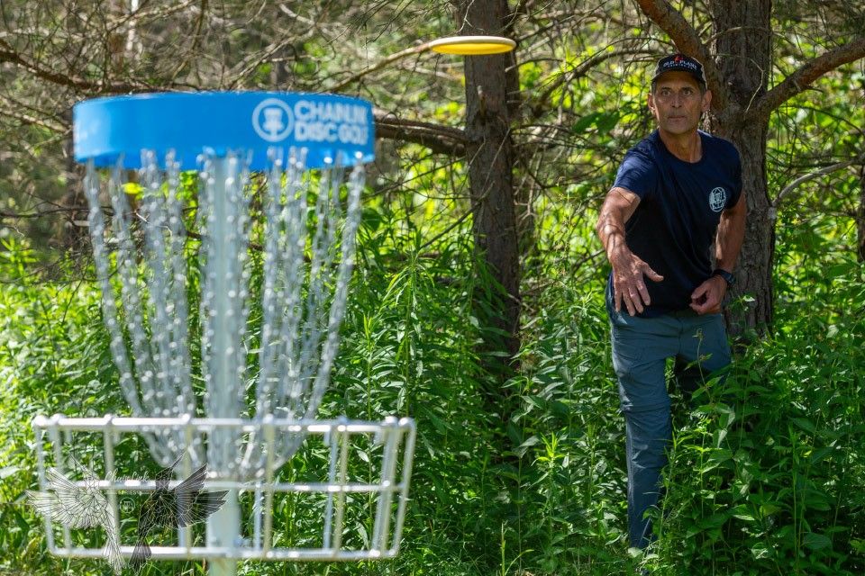 Disc Golf Fun: Play the Social Game
